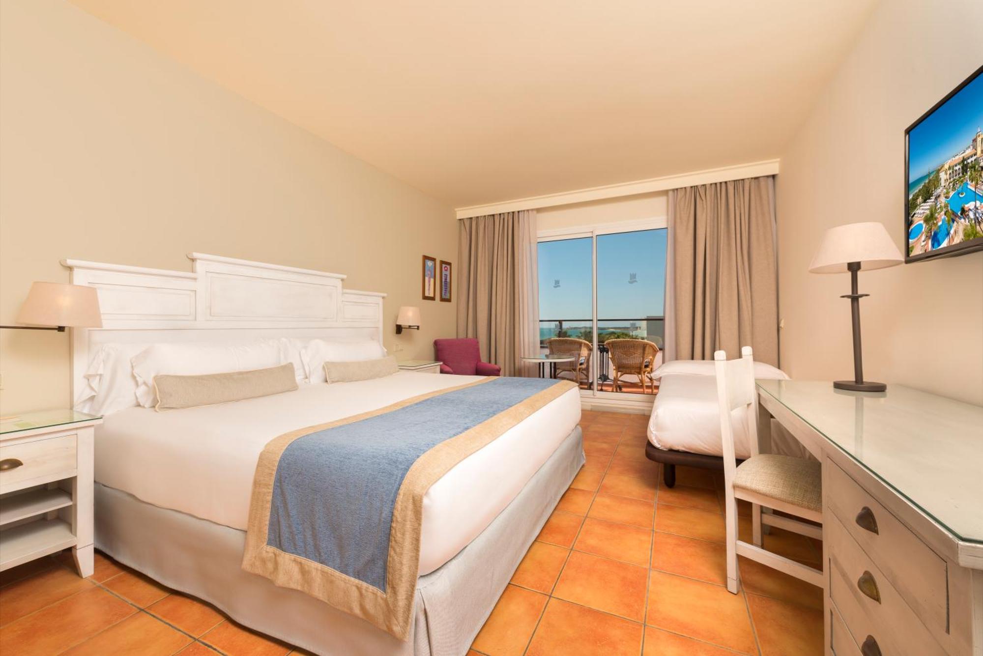 Hotel Fuerte Conil-Resort Conil De La Frontera Room photo